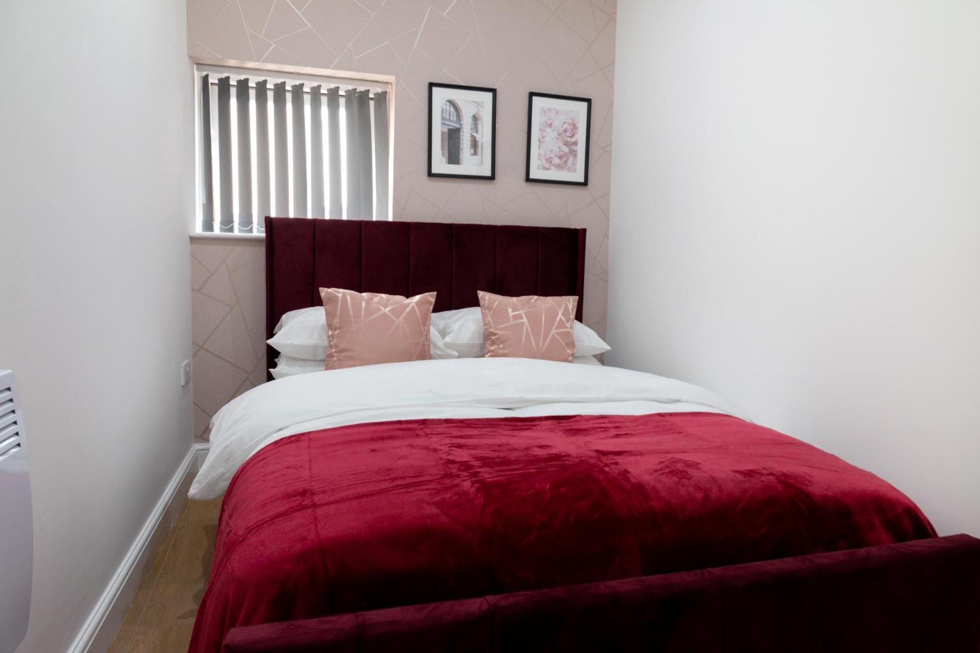 2 Bedroom Entire Near Principality Stadium