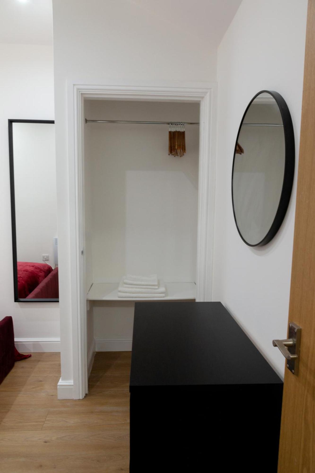 2 Bedroom Entire Near Principality Stadium