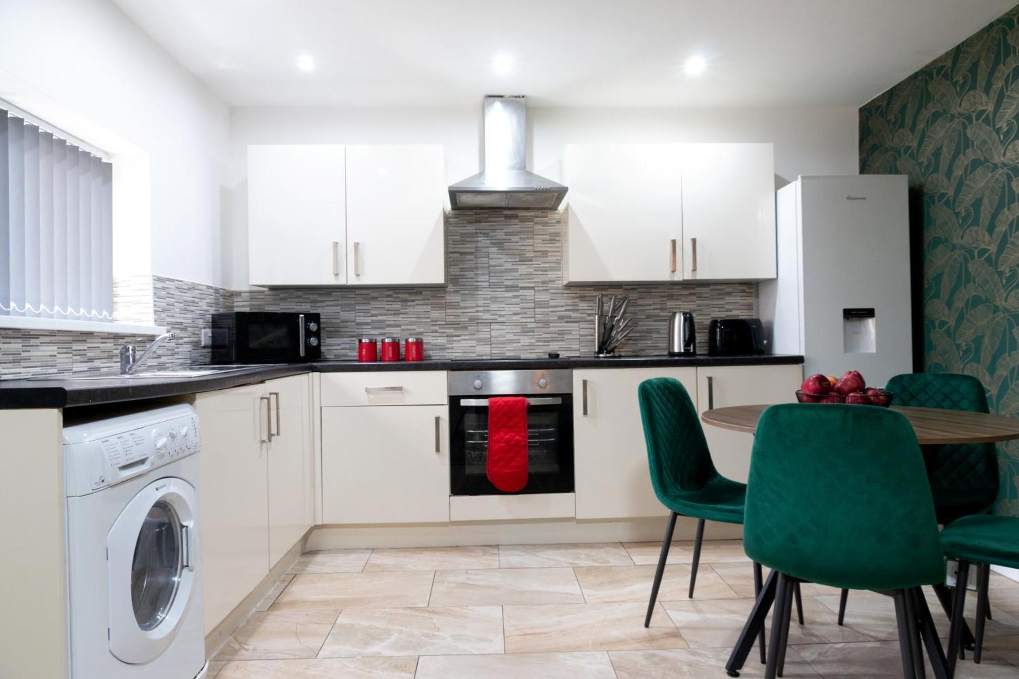 Апартаменты 2 Bedroom Entire Near Principality Stadium