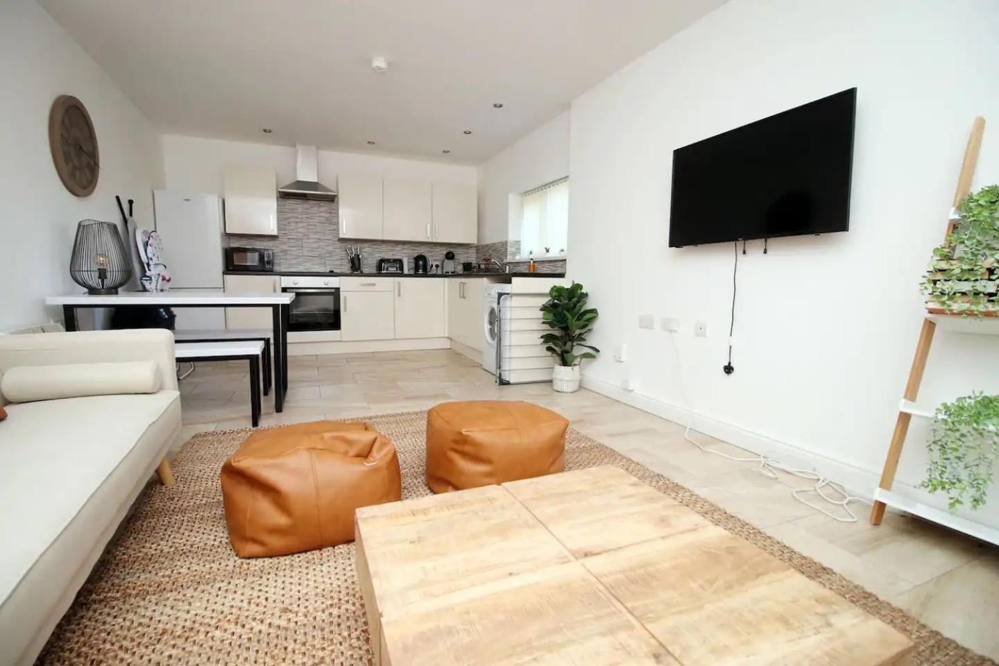 2 Bedroom Entire Near Principality Stadium Апартаменты